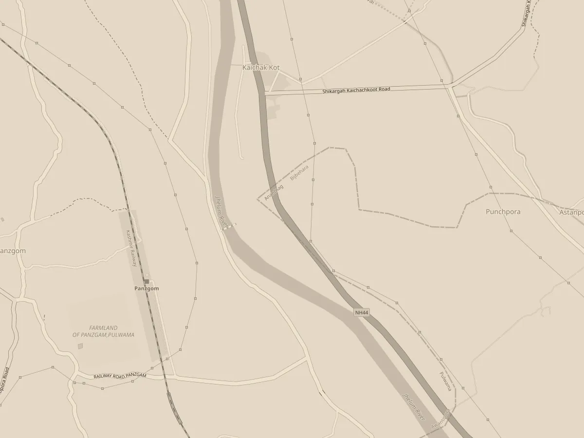 Map of Sangam on NH 44 near Bijbehara, with the GSI Cricket shop marked